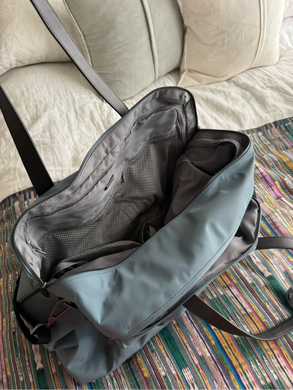 Away Travel Bag - Picture 3 of 8